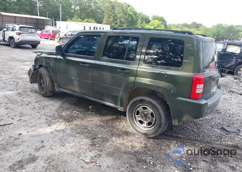 2008 Jeep Patriot Sport из США, поврежденный, VIN 1J8FT28W28D713825